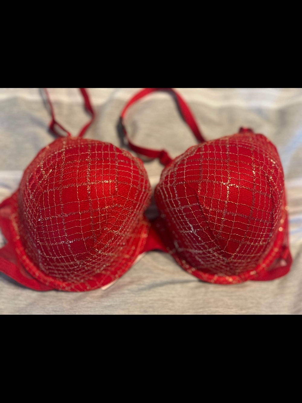 Victoria's Secret Red Sparkle Lightly Lined Demi Bra NWT 38C